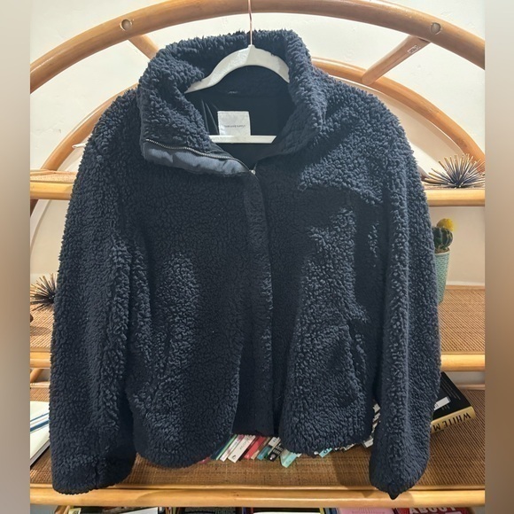 Thread & Supply Jackets & Blazers - Thread and Supply fuzzy black Sherpa full zip